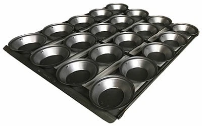 Self Cutting Pie Tray Oval – 4 Rows X 5, 18 Inch – Non-Stick – NZ02018T 1 Self Cutting Pie Tray Oval – 4 Rows X 5, 18 Inch – Non-Stick – NZ02018T